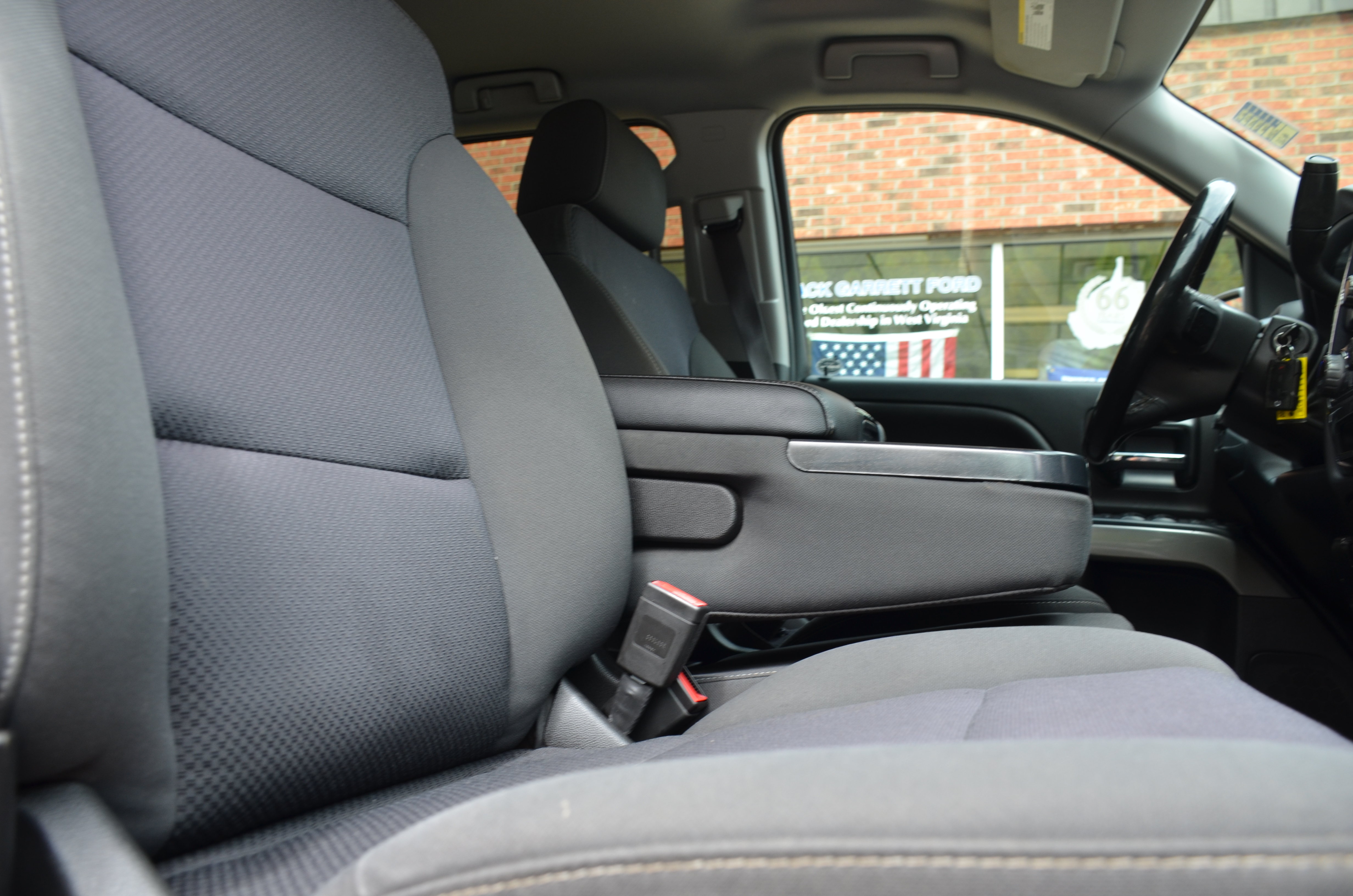 Used 2016 Chevrolet Silverado 1500 LT w/ All Star Edition AWD/4WD image 32