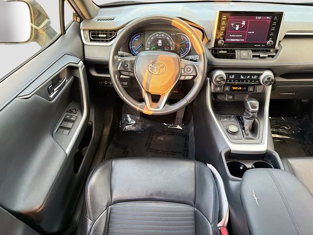 Used 2019 Toyota RAV4 XSE w/ XSE Weather Package image 17