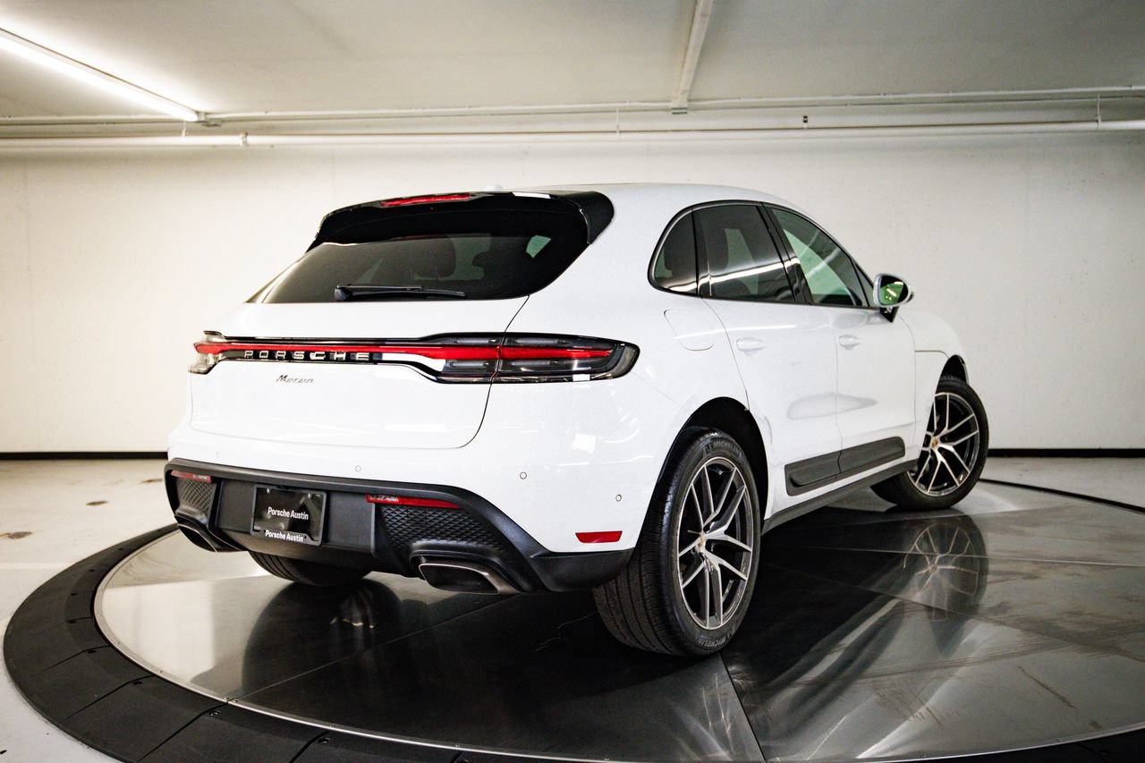 Certified 2023 Porsche Macan AWD/4WD image 7