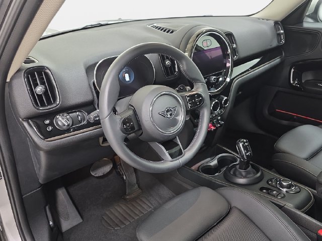 Certified 2024 MINI Cooper Countryman S w/ Storage Package AWD/4WD image 13