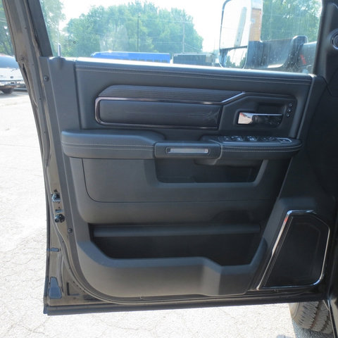 Used 2022 RAM 2500 Limited image 17