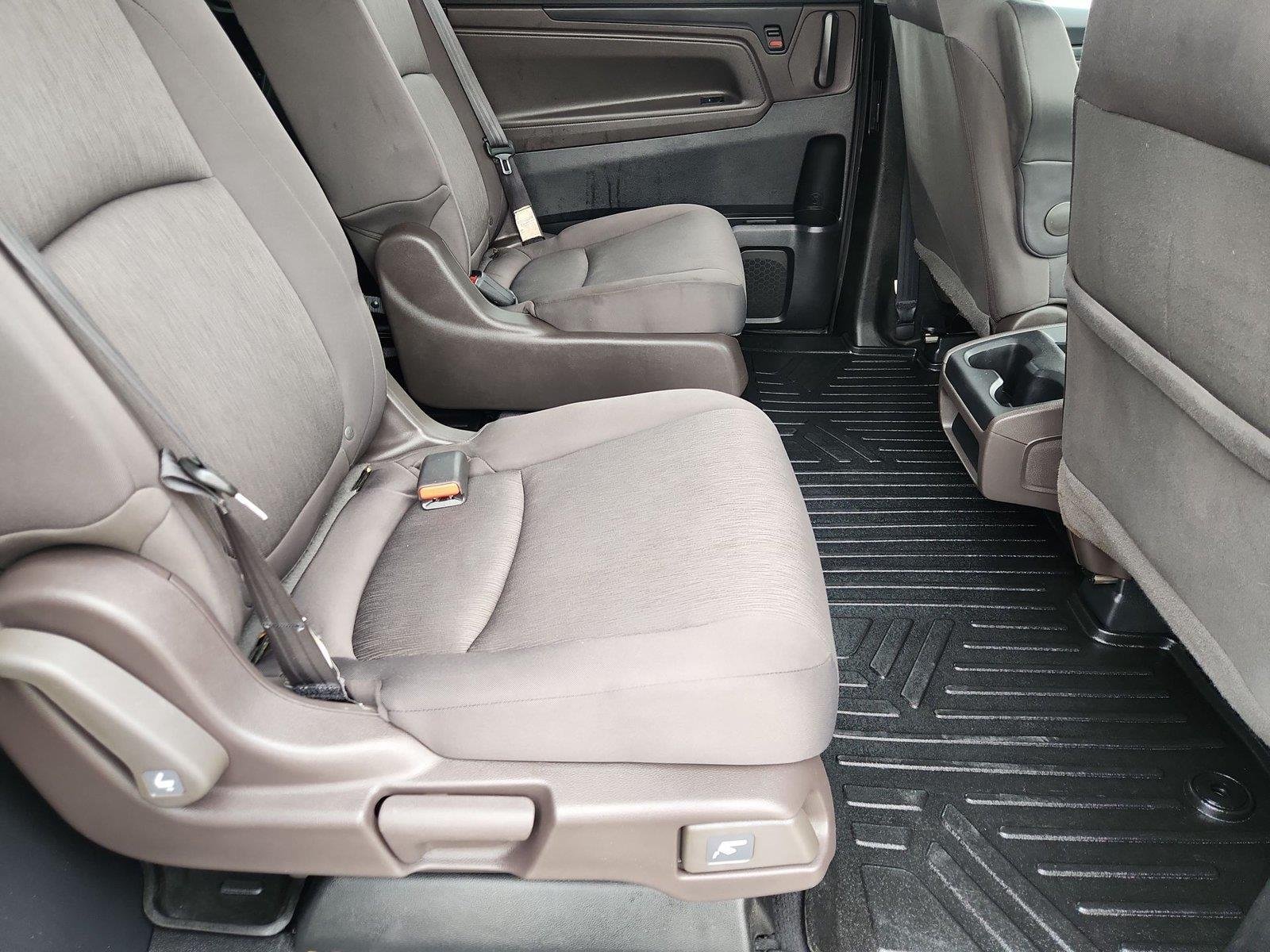 Used 2018 Honda Odyssey LX image 24