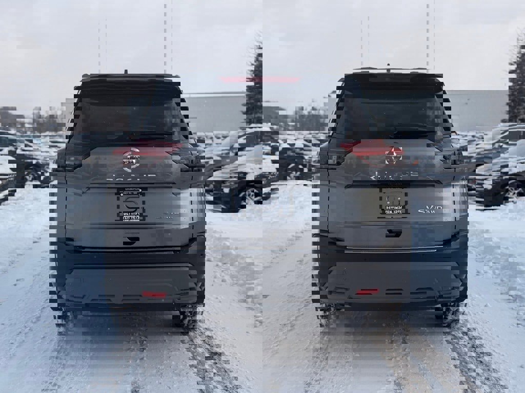 Used 2021 Nissan Rogue SV w/ Premium Package image 5