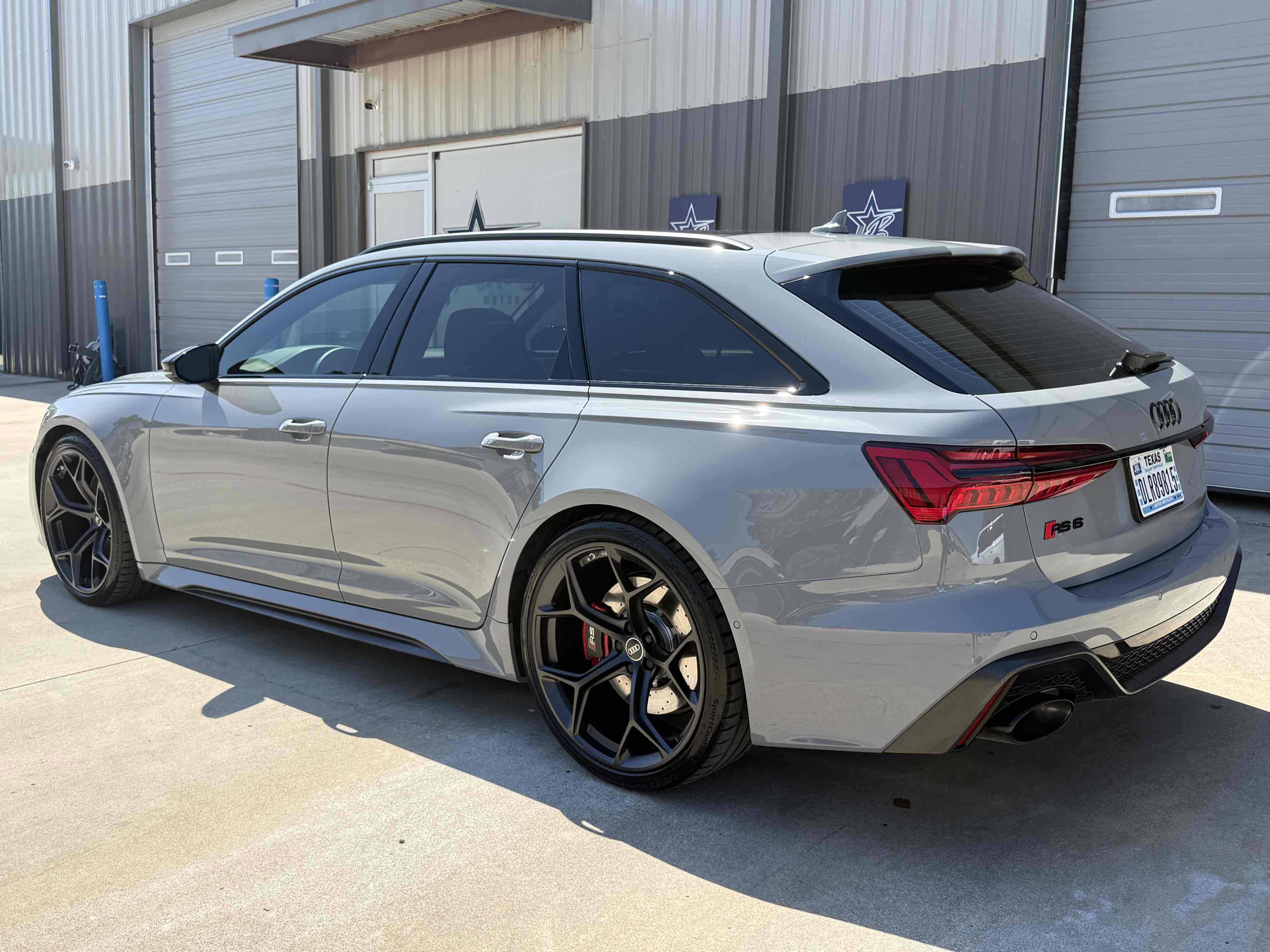 Used 2025 Audi RS 6 performance w/ Matte Carbon Package AWD/4WD image 84