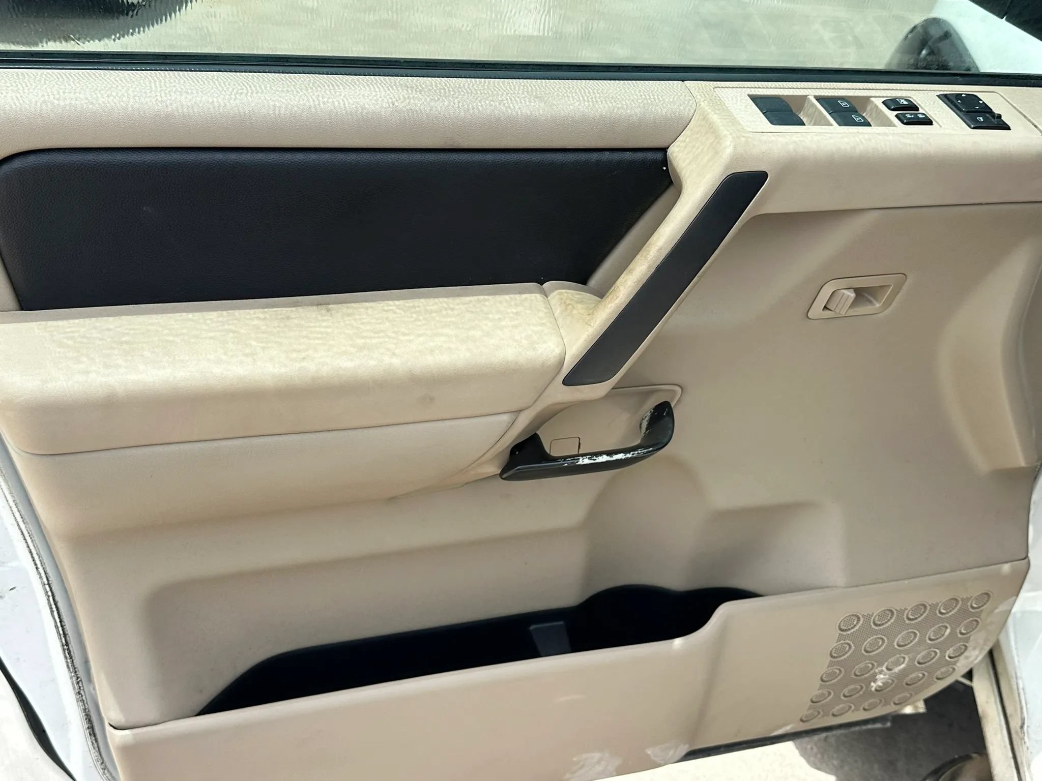 Used 2008 Nissan Titan SE RWD image 14
