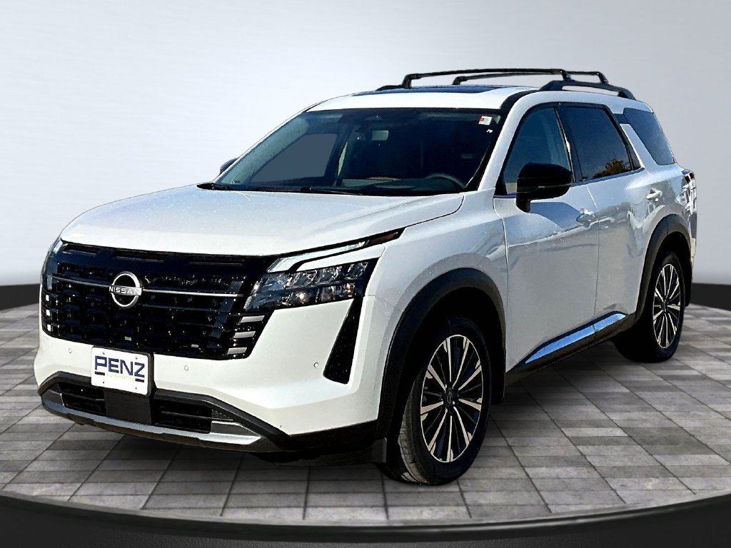 New 2026 Nissan Pathfinder Platinum w/ Cargo Package
