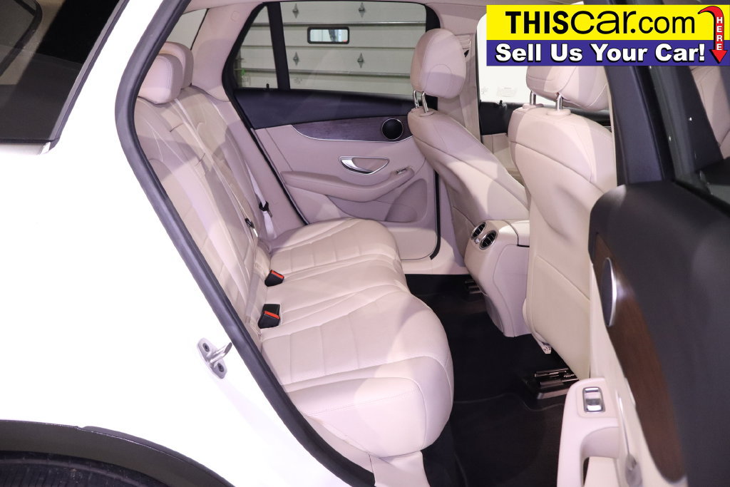 Used 2022 Mercedes-Benz GLC 300 image 32