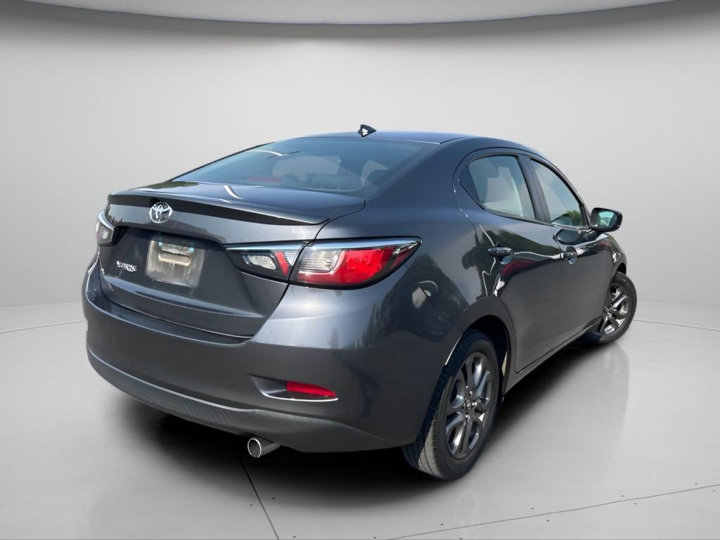 Used 2019 Toyota Yaris LE FWD image 5