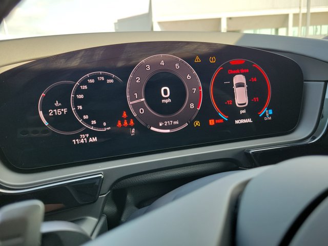 Certified 2025 Porsche Cayenne S AWD/4WD image 32
