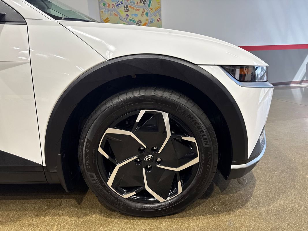 Used 2024 Hyundai Ioniq 5 SE image 60