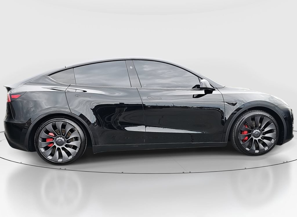 Used 2023 Tesla Model Y Performance AWD/4WD image 4