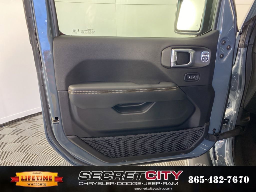New 2026 Jeep Gladiator Sport AWD/4WD image 12