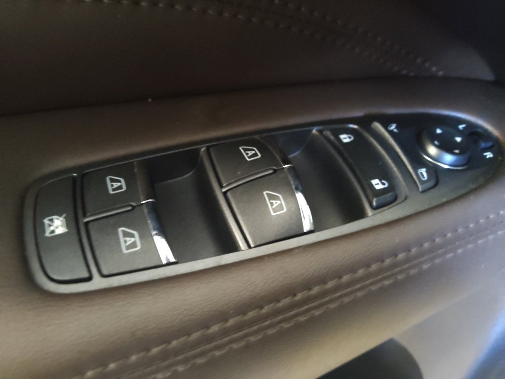 Used 2014 INFINITI QX60 AWD w/ Deluxe Touring Package image 27