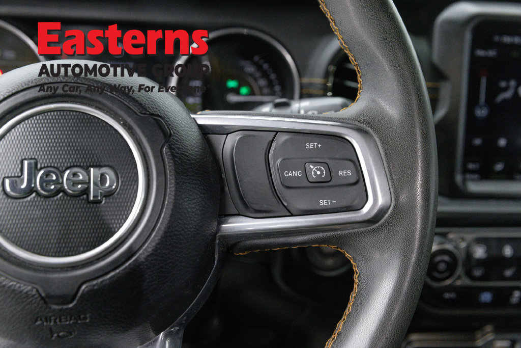 Used 2023 Jeep Wrangler Unlimited Sahara AWD/4WD image 18