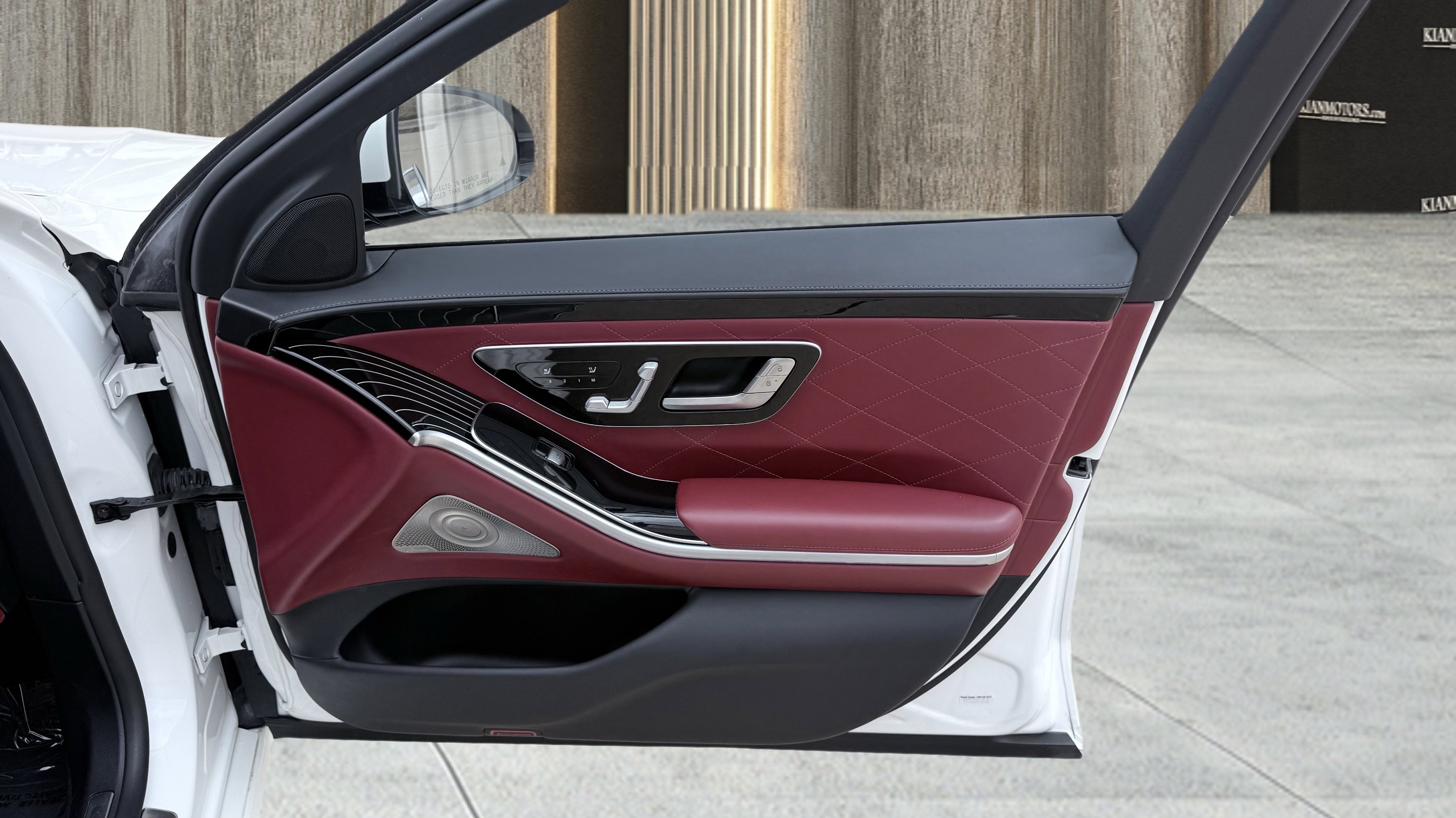 Used 2021 Mercedes-Benz S 580 4MATIC Sedan image 46