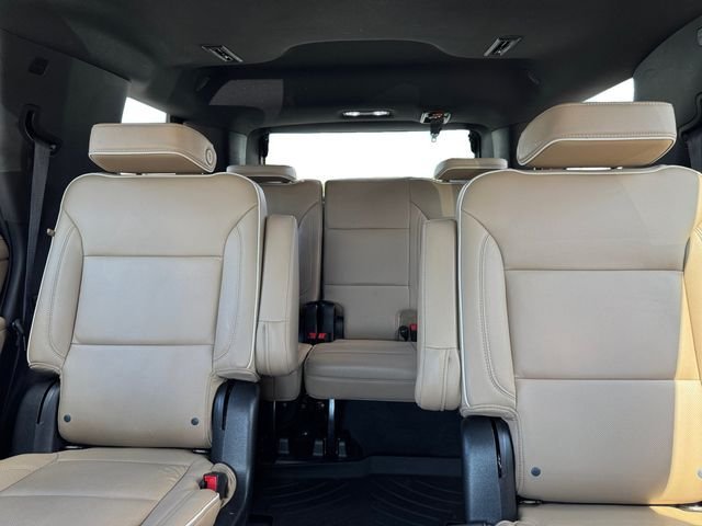 Used 2023 Chevrolet Tahoe Premier AWD/4WD image 12