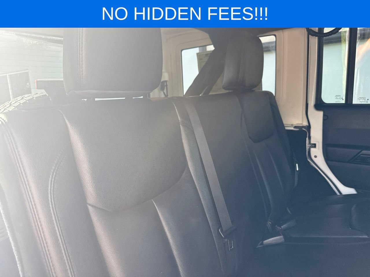 Used 2015 Jeep Wrangler Unlimited Sahara AWD/4WD image 19