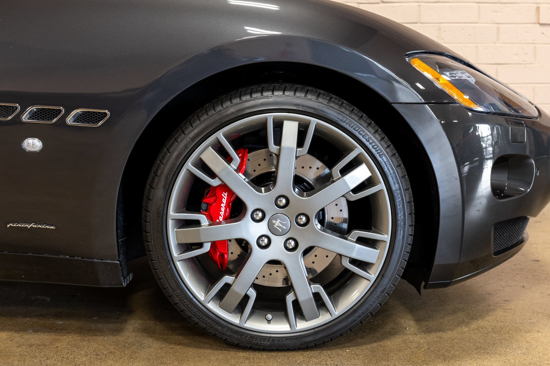 Used 2014 Maserati GranTurismo Convertible RWD image 20