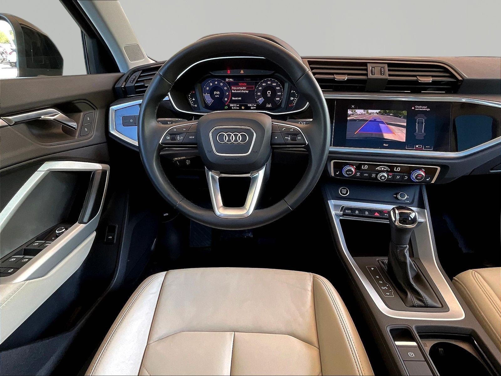 Used 2021 Audi Q3 2.0T Premium w/ Convenience Package AWD/4WD image 8