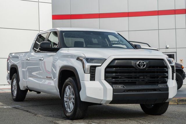 Used 2024 Toyota Tundra SR5 w/ SR5 Premium Package image 1