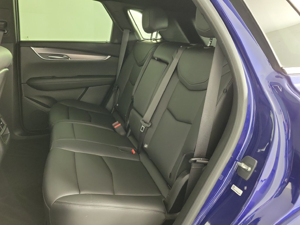 Certified 2023 Cadillac XT5 Luxury FWD image 12