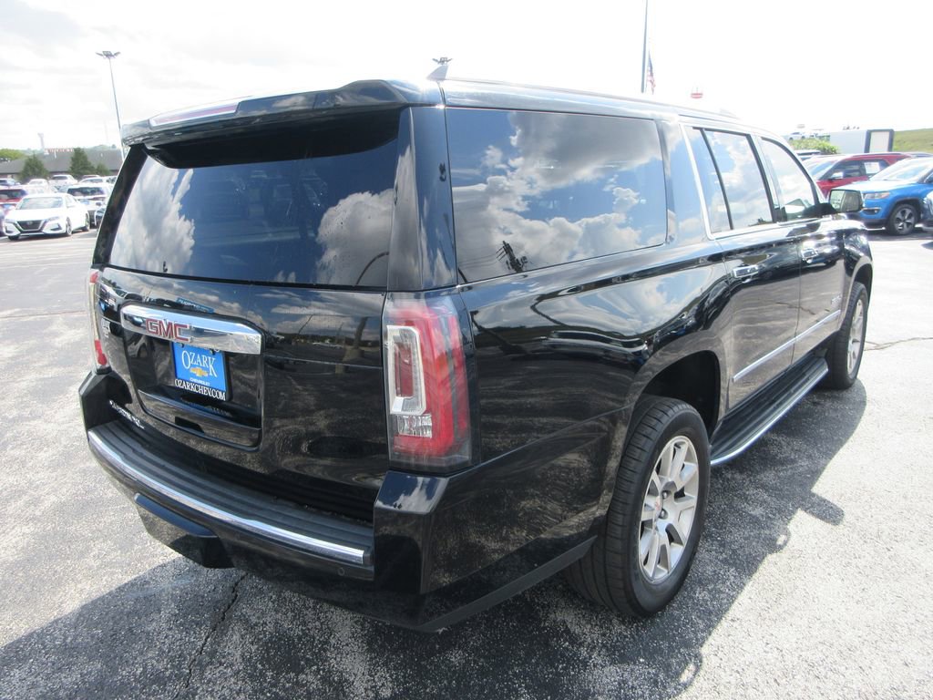 Used 2020 GMC Yukon XL Denali image 5