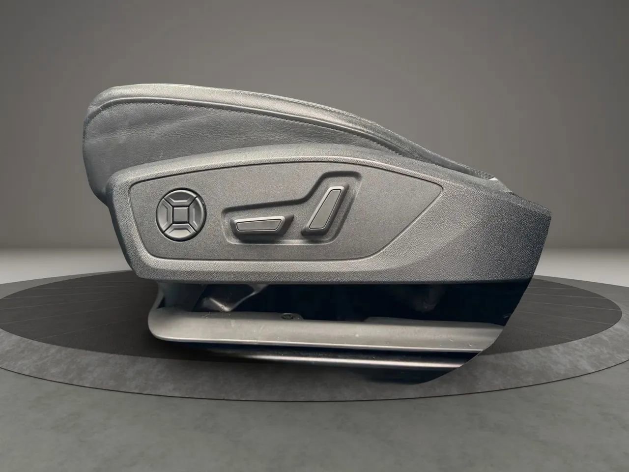 Used 2020 Audi Q3 2.0T Premium image 14