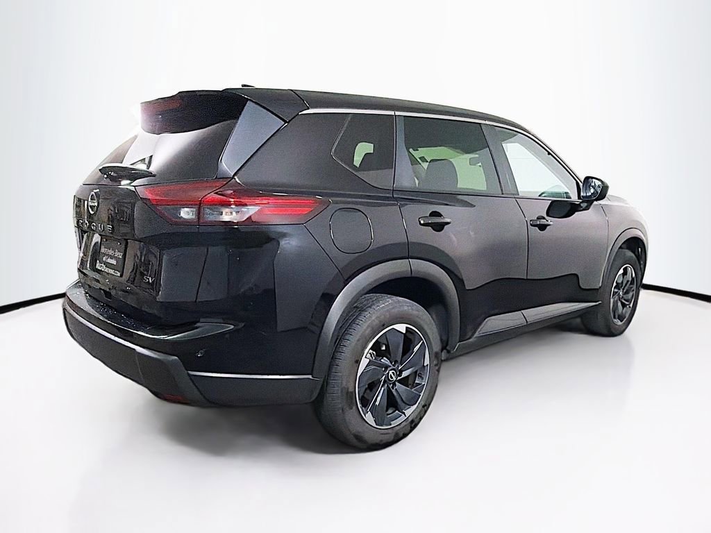 Used 2024 Nissan Rogue SV FWD image 7