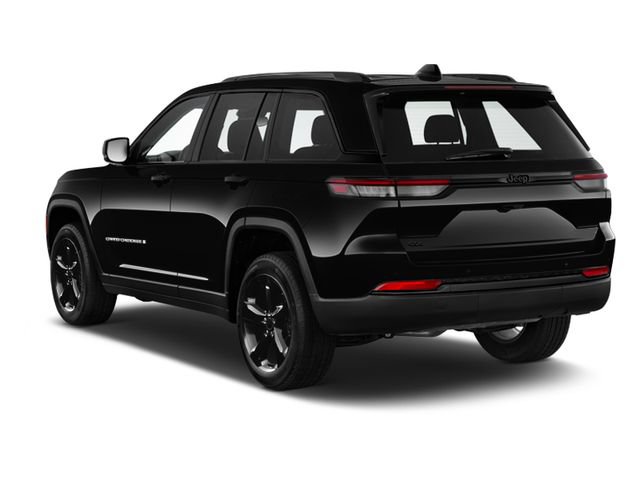 Used 2023 Jeep Grand Cherokee Altitude AWD/4WD image 2