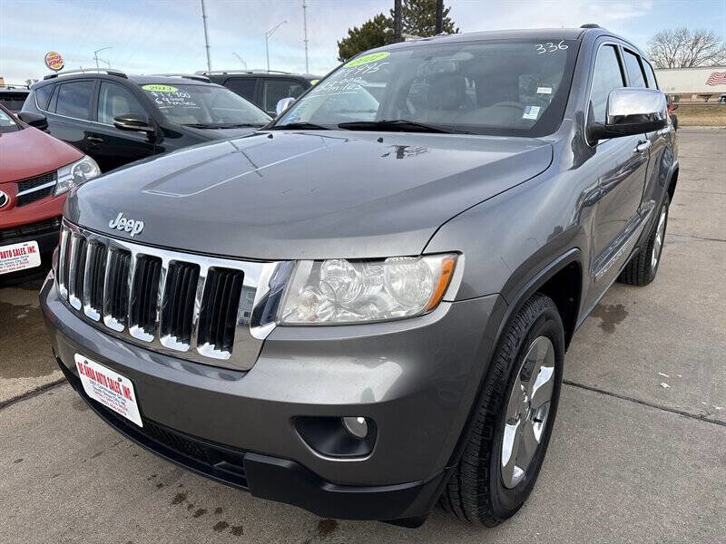 Used 2012 Jeep Grand Cherokee Laredo image 1