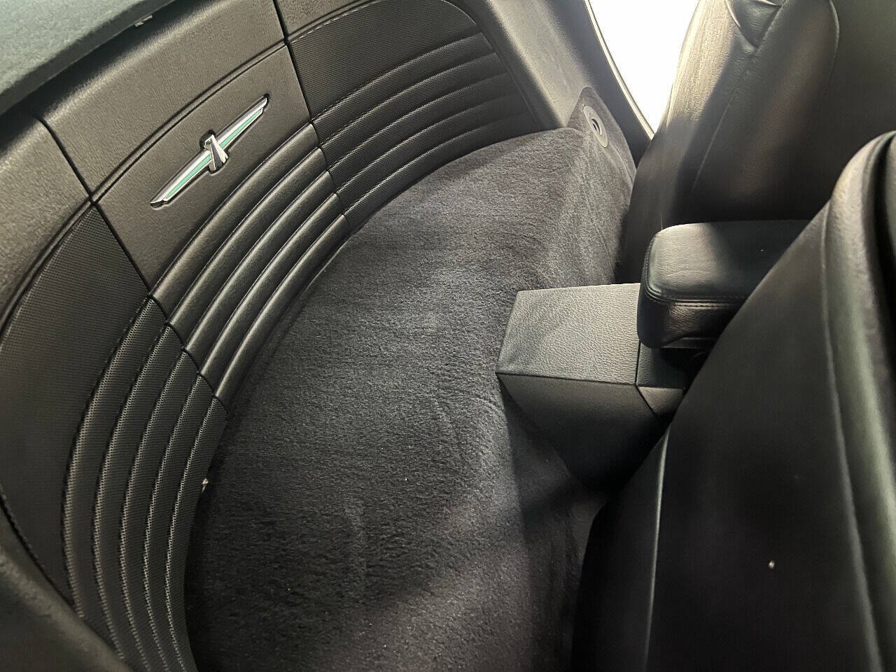 Used 2005 Ford Thunderbird RWD image 87
