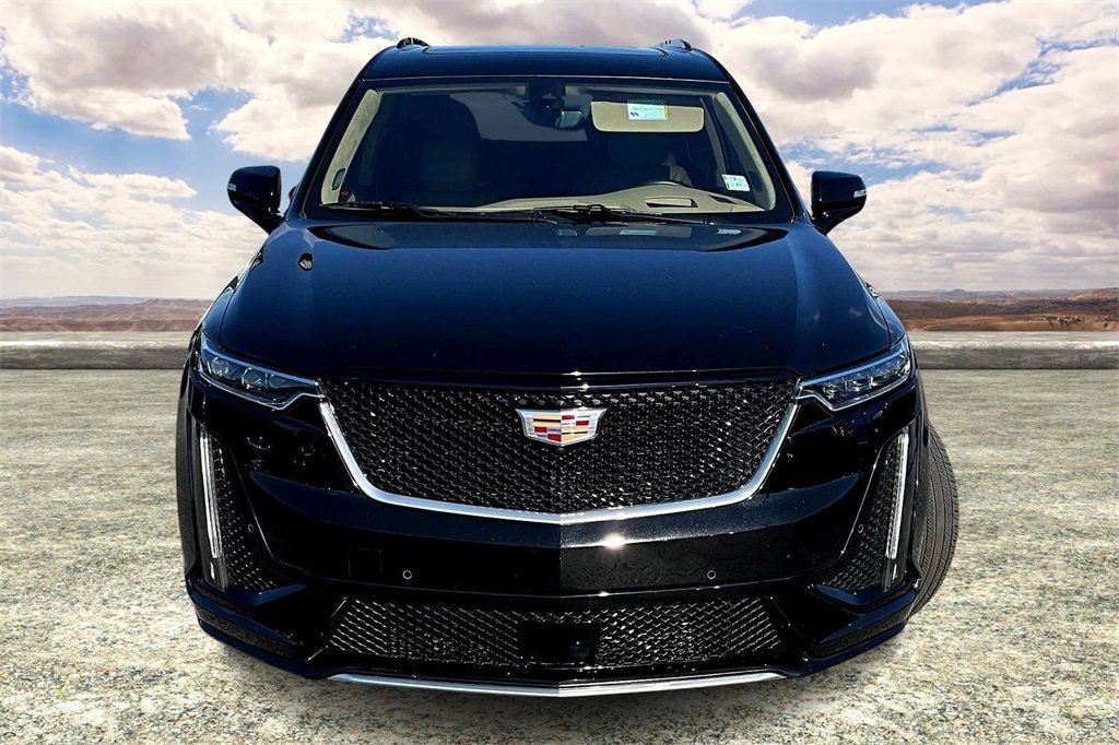 Certified 2023 Cadillac XT6 Sport w/ Platinum Package image 2