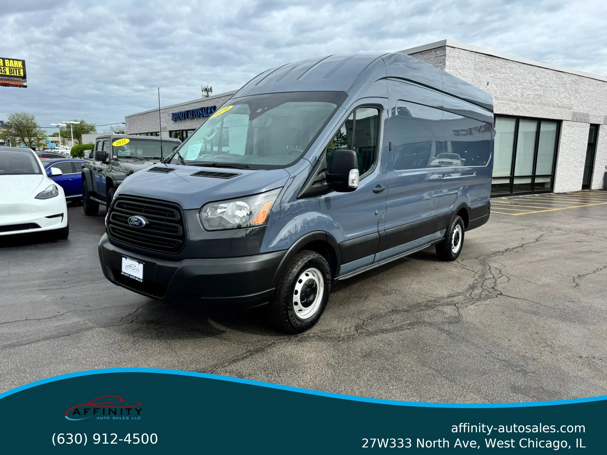 Used 2019 Ford Transit 250 148 High Roof Extended RWD image 1