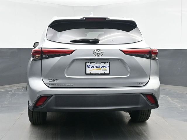 Used 2021 Toyota Highlander XLE image 13