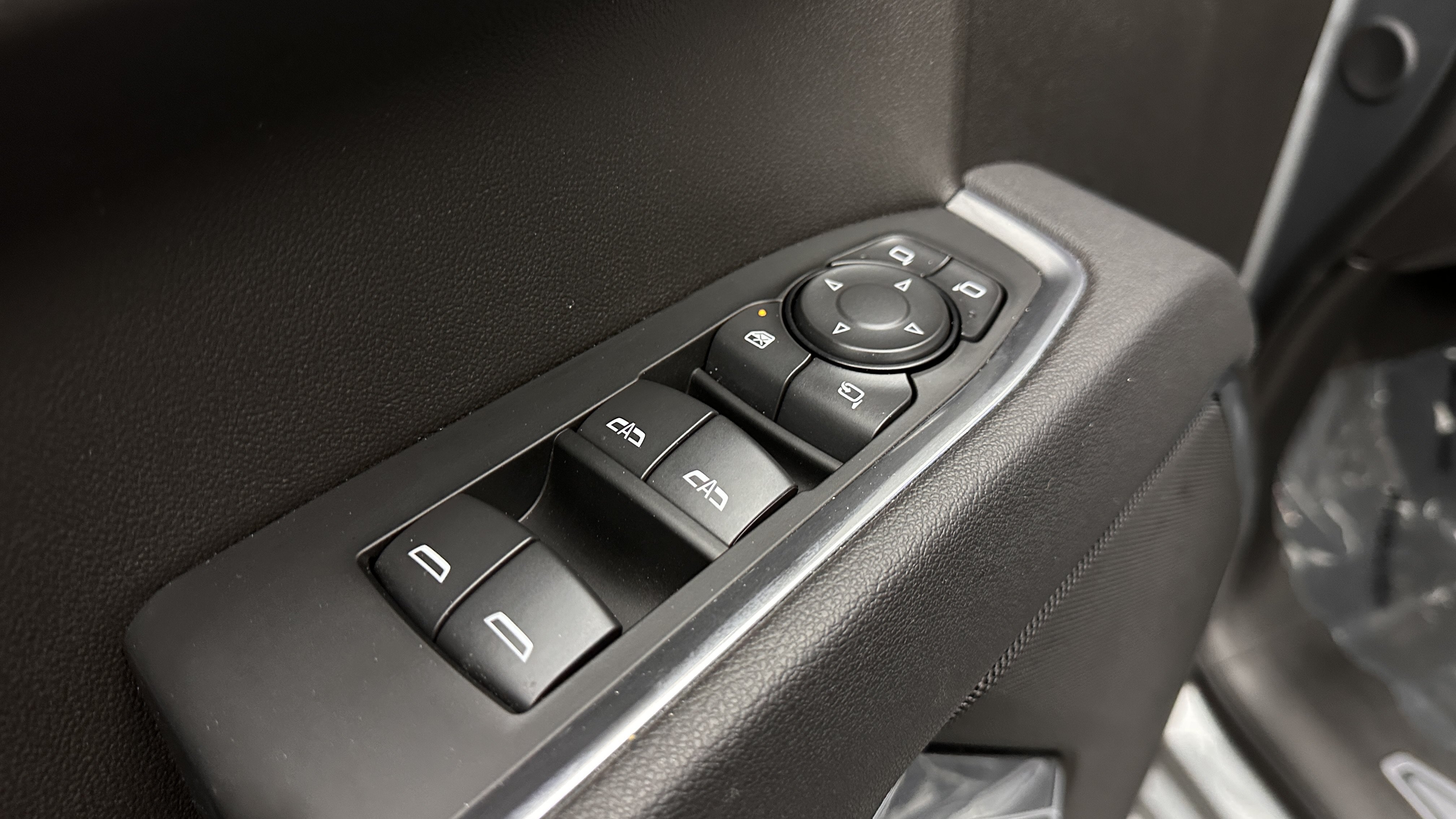 Used 2026 GMC Sierra 1500 SLT RWD image 11
