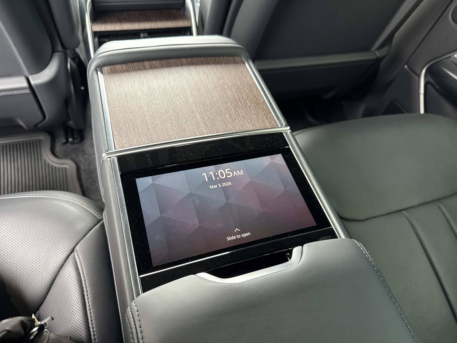 Certified 2023 Land Rover Range Rover Autobiography AWD/4WD image 18