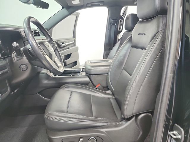 Used 2021 GMC Yukon XL Denali w/ Denali Premium Package image 19