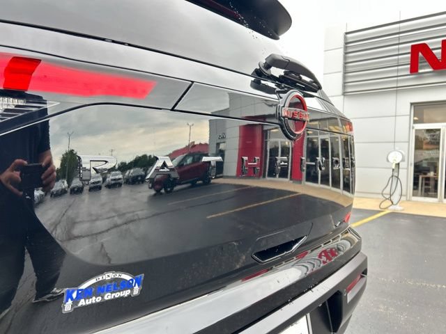 New 2026 Nissan Pathfinder Rock Creek AWD/4WD image 5