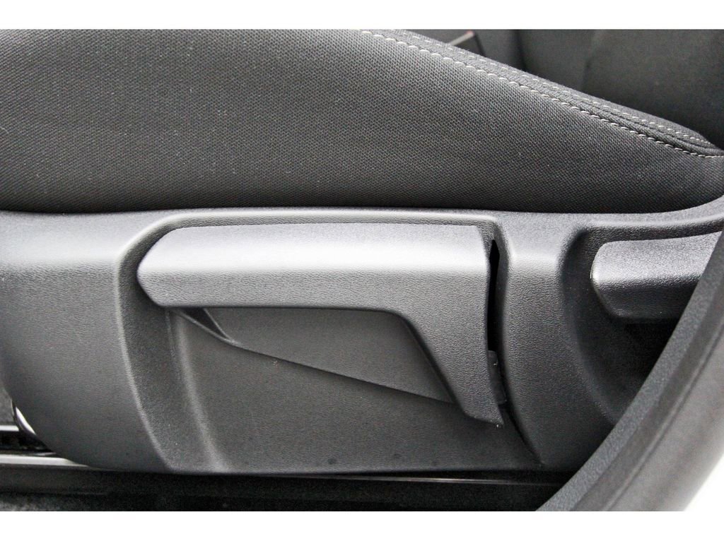 Certified 2024 Nissan Rogue S image 26