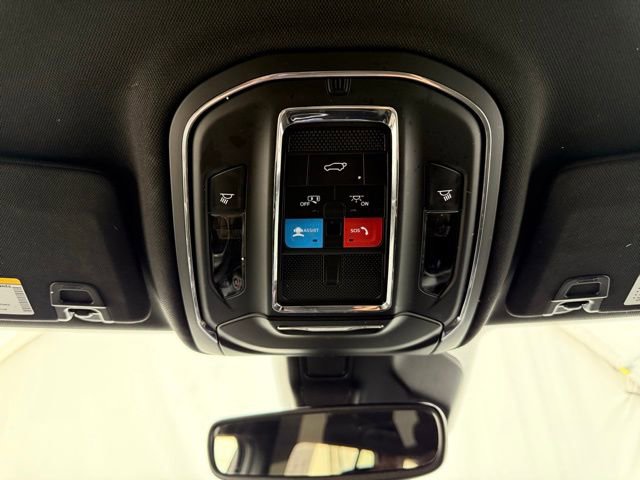 Used 2023 Jeep Grand Cherokee Altitude image 40