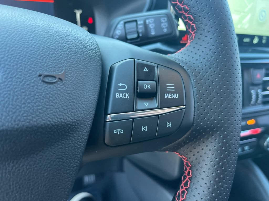 Used 2026 Ford Escape ST-Line Select w/ Tech Pack #1 AWD/4WD image 19