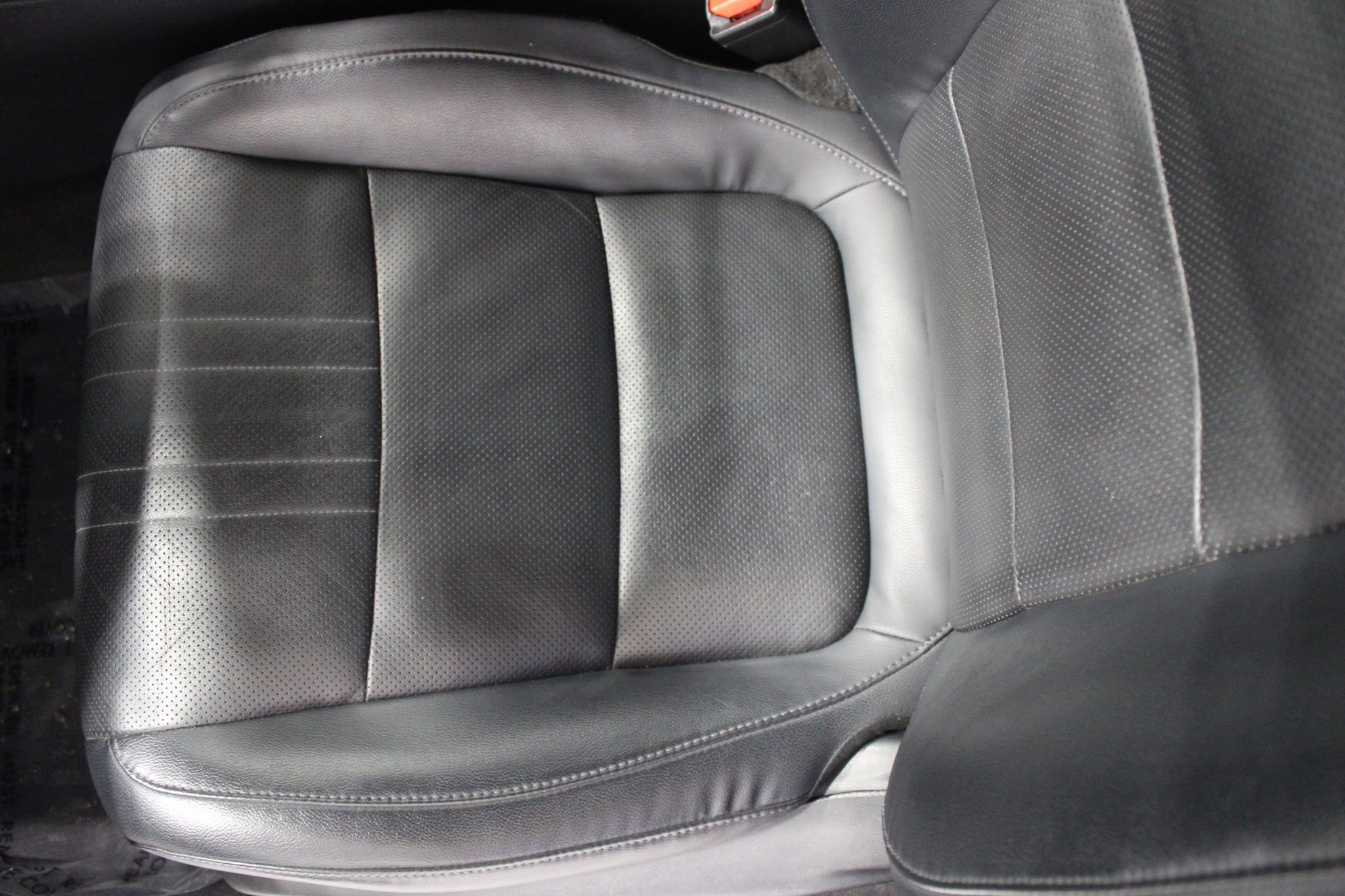 Used 2018 Honda Accord Touring image 13