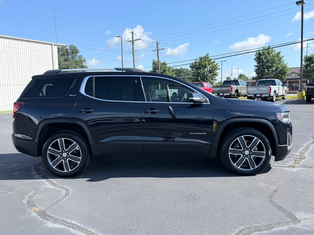 Used 2021 GMC Acadia SLT w/ Technology Package FWD image 4
