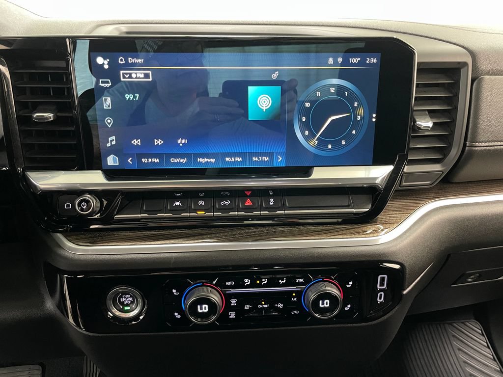 Certified 2022 Chevrolet Silverado 1500 LT AWD/4WD image 29