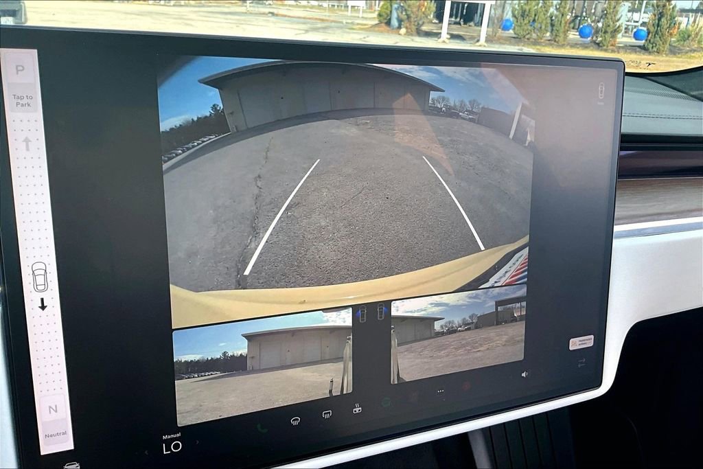 Used 2022 Tesla Model S image 14