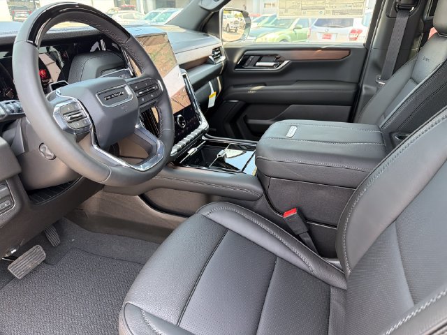 New 2026 GMC Yukon XL Denali w/ Denali Reserve Package AWD/4WD image 16