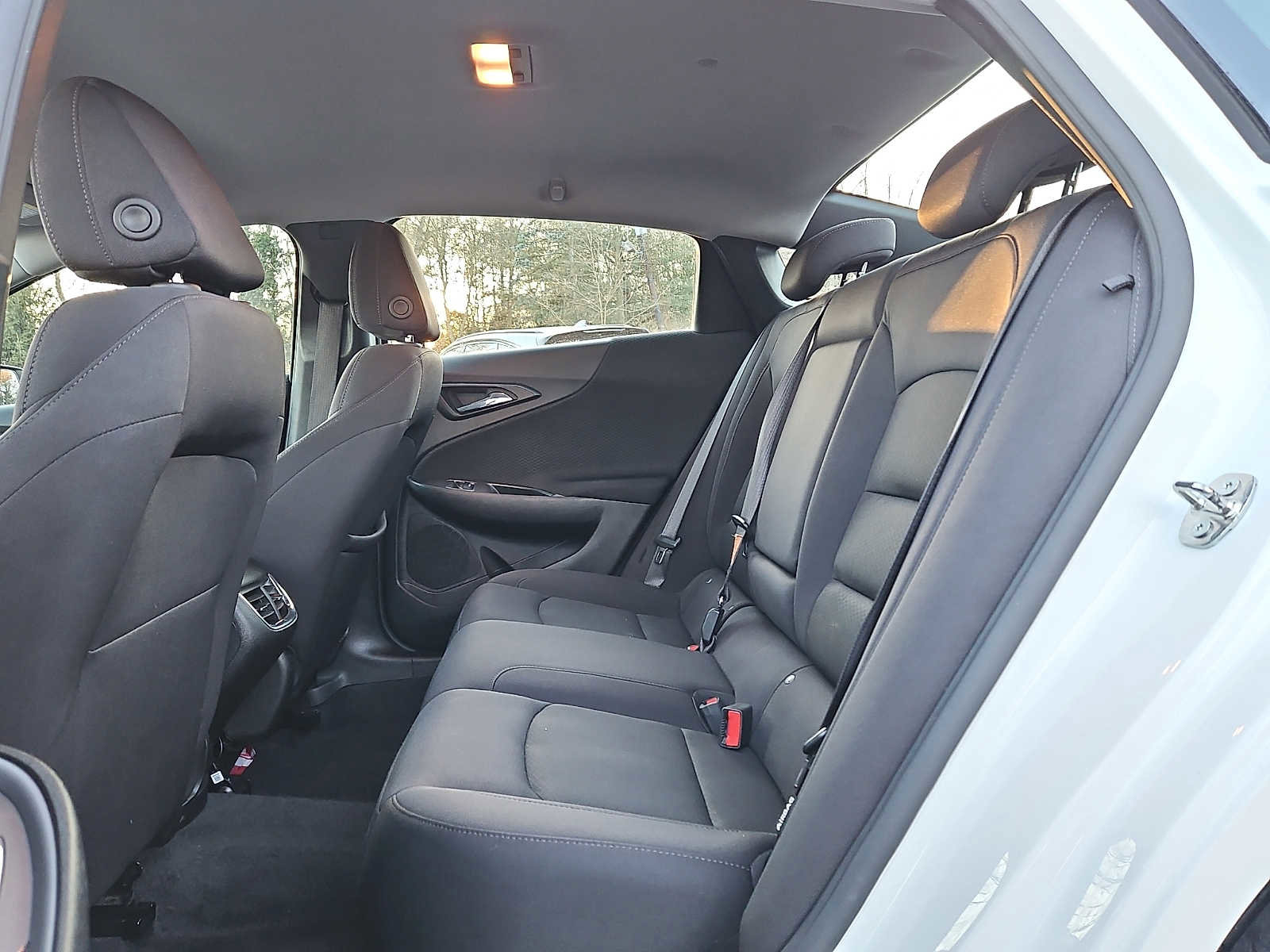 Used 2024 Chevrolet Malibu LT FWD image 17