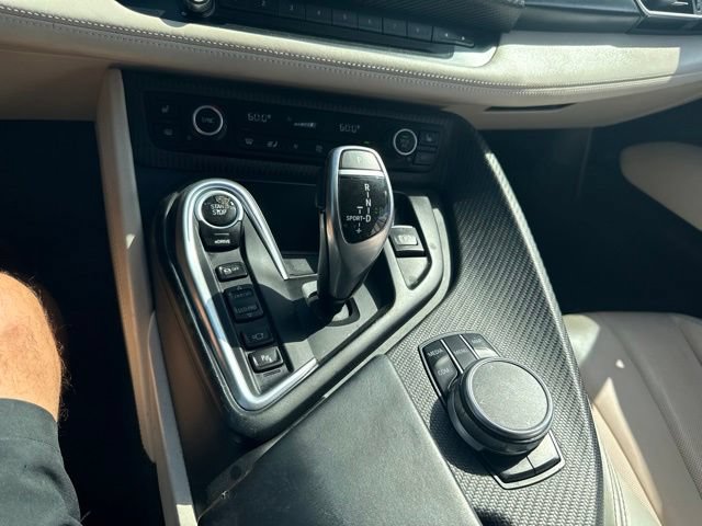 Used 2019 BMW i8 Coupe AWD/4WD image 8