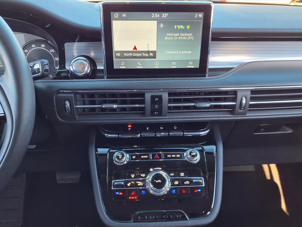 Used 2022 Lincoln Corsair AWD w/ Equipment Group 101A image 13