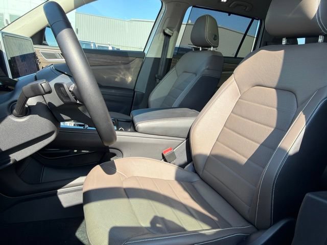Used 2026 Volkswagen Atlas SEL AWD/4WD image 15